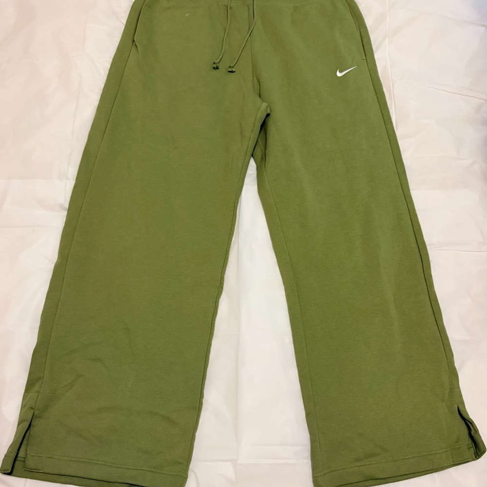 Nike Women's Olive Green Track Pants